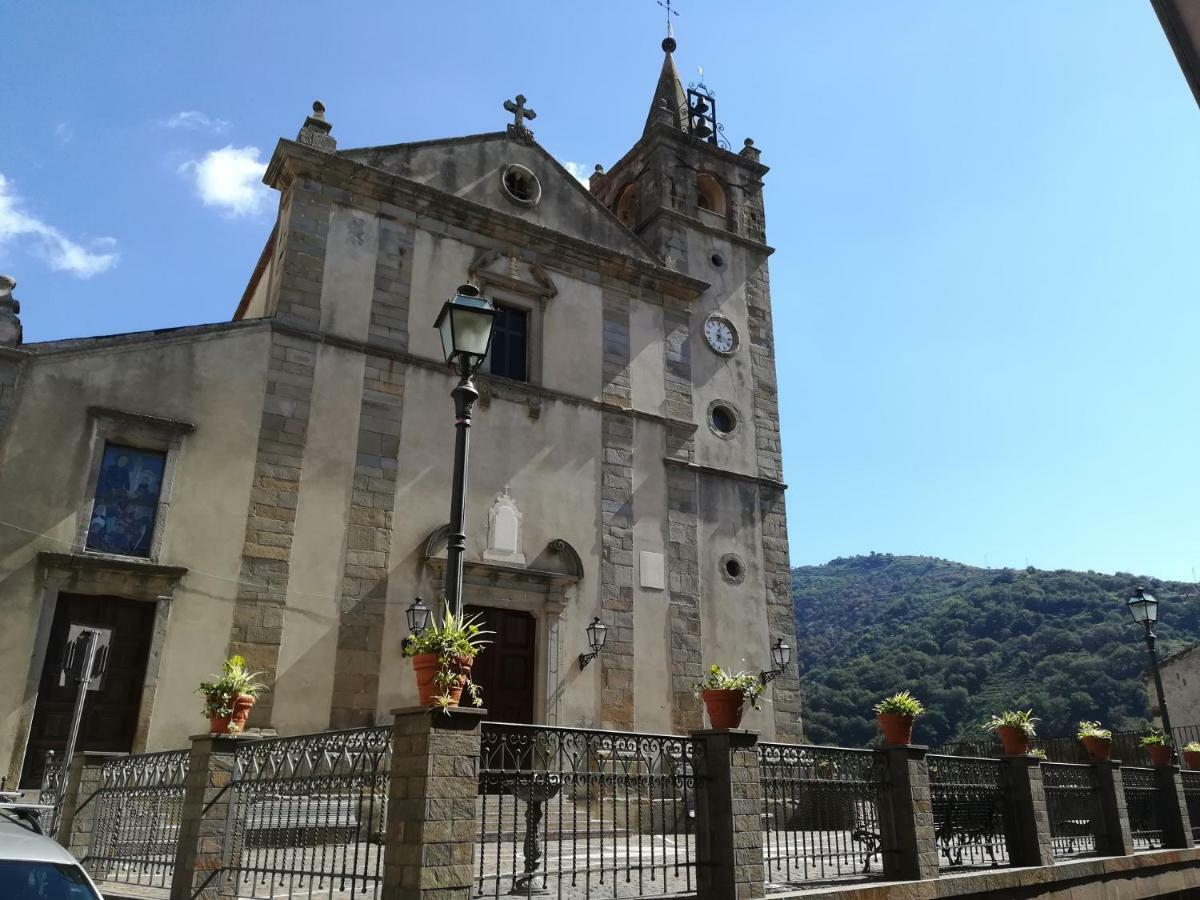 Gole Alcantara Gloria Apartment *