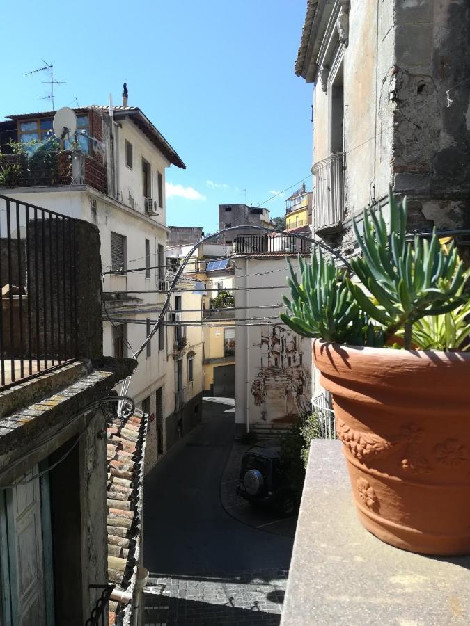 Apartment Gole Alcantara Gloria *